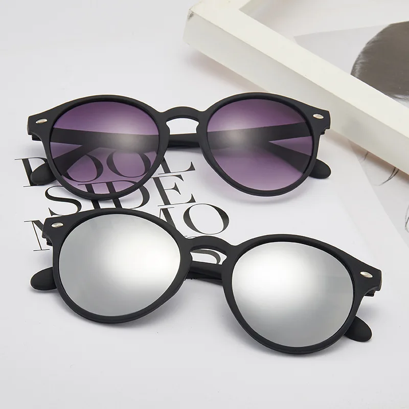 Classic Small Frame Round Sunglasses Women/Men Brand Designer Alloy Mirror Sun Glasses Vintage Modis Oculos