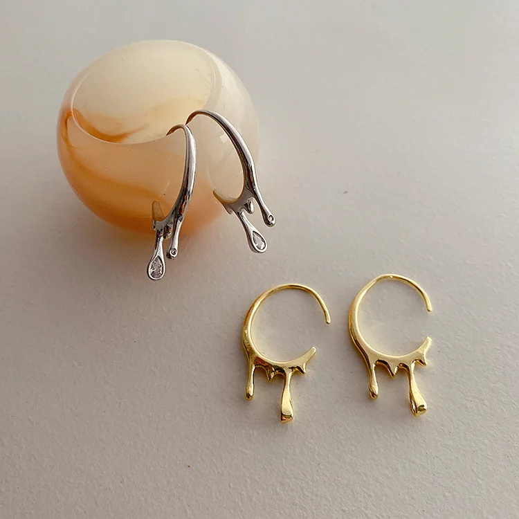 Niche design water drop metal earring female minimalist temperament nail earrings cold wind earrings for women 2021