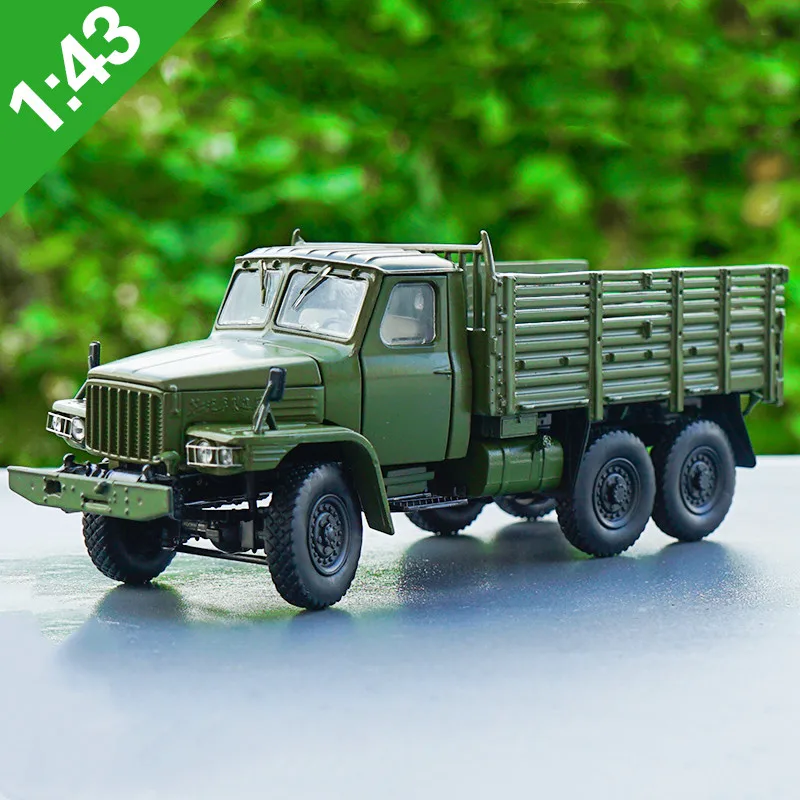 High quality 1:43 Dongfeng EQ240 off-road military vehicle alloy model,die-casting classic car model collection,free shipping