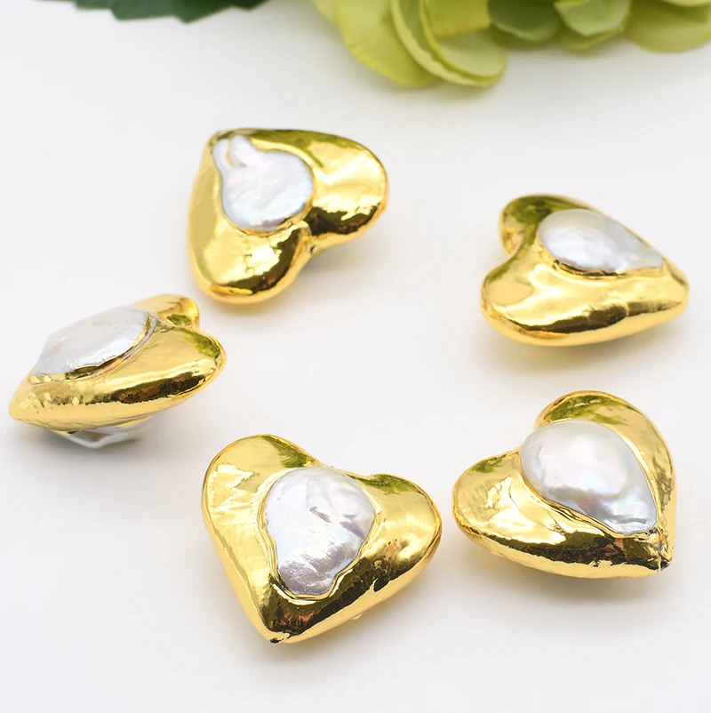 Wholesale 5 PCS Freshwater Cultured White Coin Pearl Heart-shaped Pendant Metal Bezel Connector