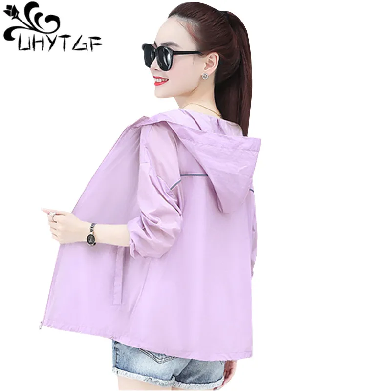 UHYTGF-Chaqueta corta con capucha para mujer, ropa de protección solar con protección UV, Tops de verano para exteriores, abrigo suelto y delgado, talla grande 1568