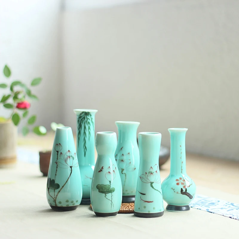 Hand-painted Lotus Ceramic Flower Creative Home Handmade Vase Hydroponic Flower Arrangement Celadon Office Decoration