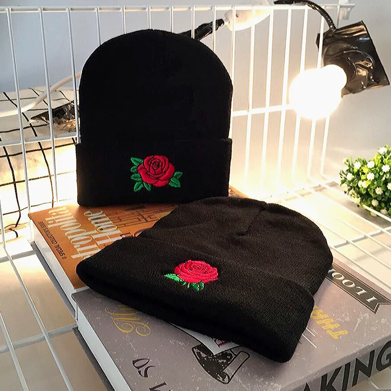 Winter Sale Unisex Short Paragraph Embroidery Rose Knitting Beanies Caps for Female Black Keep Warm Hedging Hats Drop Ship W63