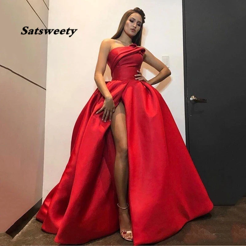 Satijnen Avondjurken Een Lijn Arabische Optocht Celebrity Jurken 2024 Sexy High Split Strapless Vrouwen Prom Dress