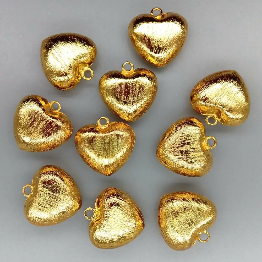 10 PCS  Matte Finish Charms Heart-shaped 20x20mm Gold Plated Jewelry Supplies