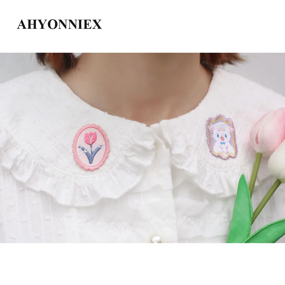 AHYONNIEX Sweet Embroidered Daisies Patches Iron On Or Sew Fabric Sticker For Clothes Cute Dark Sheep Patches Appliques DIY