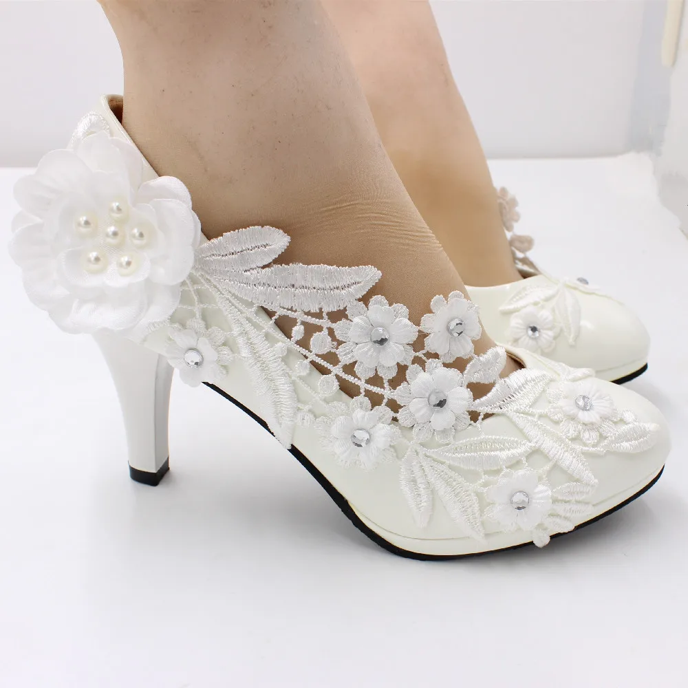 【Xingchenmao】2022 New high-heel flower lady\'s wedding shoes Fashion bridal shoes White large size round head women\'s shoesBH2112