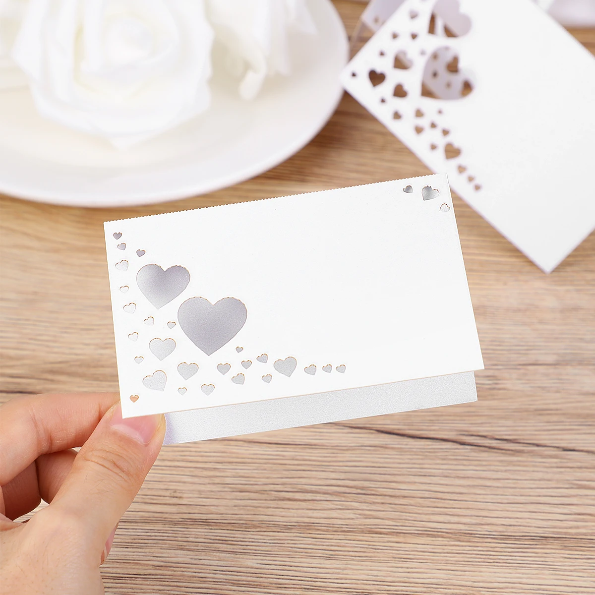 50PCS Paper White Elegant Table Card Heart Hollowed Table Namecard Table Cards Place Cards Wedding Guests Banquet Party Favors