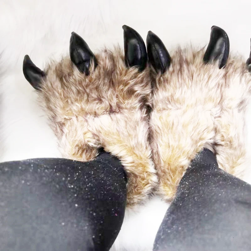 Wholesale Luxury Fluffy Paw AntiSlip Brown Plush House Indoor Slippers Men Animal Plush Home Bedroom Claw Slides Women Sandals