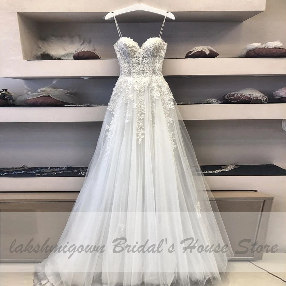 2021 Trouwjurk 섹시한 라인 웨딩 드레스 스파게티 스트랩 빈티지 레이스 아플리케 화이트 Tulle Mariage Long Bridal Dress