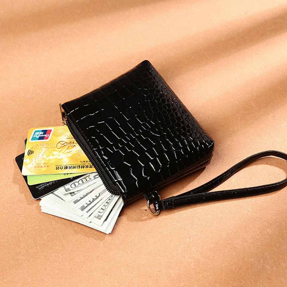 Mini portefeuille en cuir PU pour femme, motif crocodile, fermeture éclair courte, poignet, petit sac à monnaie, porte-cartes pour femme,