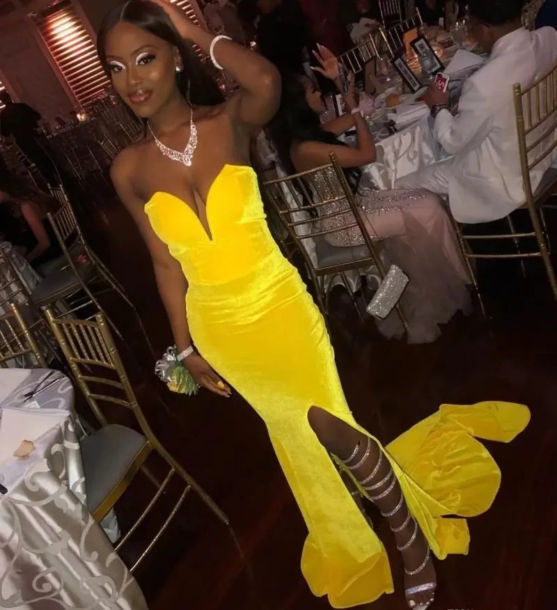 

Sexy Yellow Velvet African Mermaid Evening Dress Plus Size Sweetheart Side Split Formal Prom Gown Vestidos Robe De Soiree