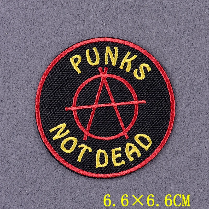 Iron On Patch Punk\'S Not Dead Embroidered Patches On Clothes Stripes DIY Punk Things Patches For Clothing Skull Badges Applique