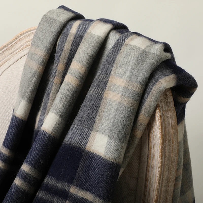 Luxury Throw Blanket Designer Wool Shawl Scarf Women Thick Fleece Plaid Blankets For Winter Home Sofa Bed Office Cover Blanket