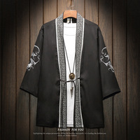 Chinese Style Embroidered Man Kimono Samurai Costumes Retro Harajuku Kimono Cardigan Japanese Yukata Haori Plus Size Jackets