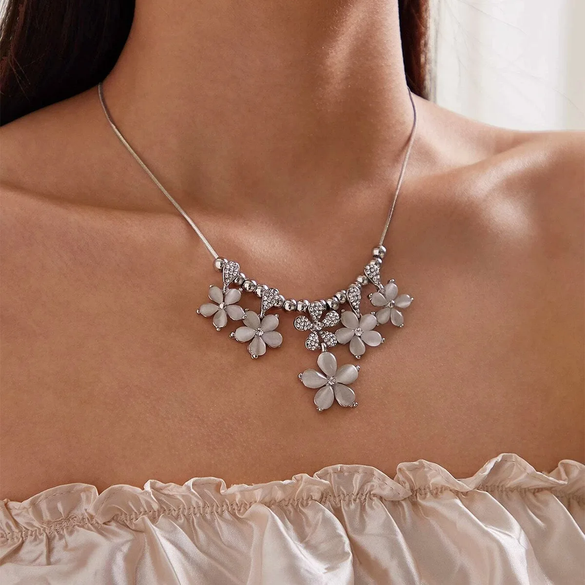 Grand collier de perles en cristal à cinq feuilles pour femmes, style bohémien exagéré, décontracté, à la mode