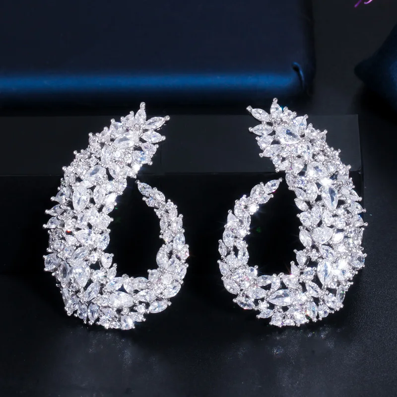 CWWZircons Roségold-Plattierte Luxuriöse Geometrische Blumen-Ohrringe mit Roten Kubischen Zirkonia, Große Hochzeitsohrringe, Modischer Berühmter Schmuck CZ415 – Detail 4