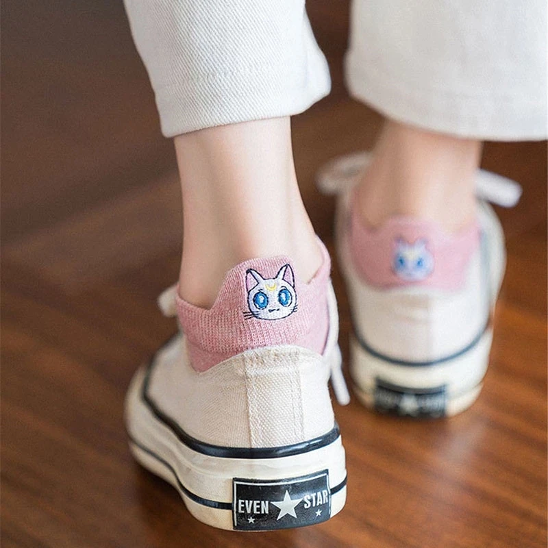 10Pairs/Lot Cartoon Embroidery Women Cotton Socks Set Colorful Fashion Anime Moon Short Heel Socks Girls Pink Happy Kawaii Socks