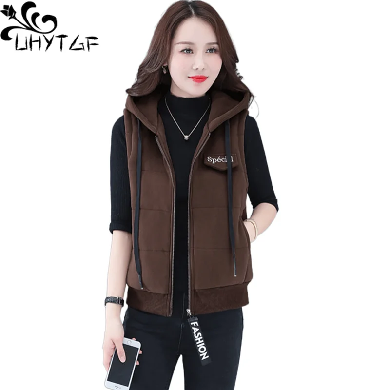 UHYTGF Vests For Women Hooded Female Sleeveless Jacket Pure Color Wild Fleece Warm Jacket Autumn Winter Waistcoat Short Top 1390