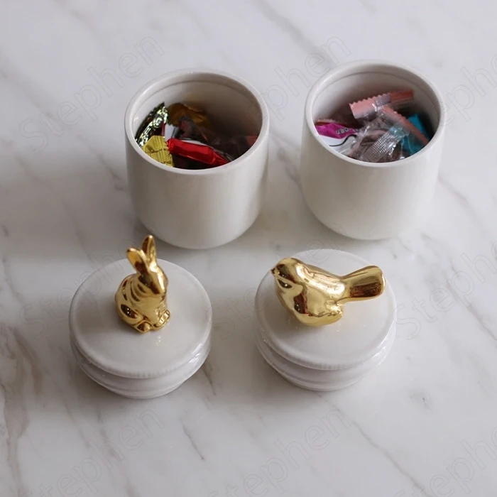 Gold Animal Cover Ceramic Jars with Lid Nordic Simple Bird Rabbit Gilded White Cosmetic Containers Snack Candy Jar Wedding Decor