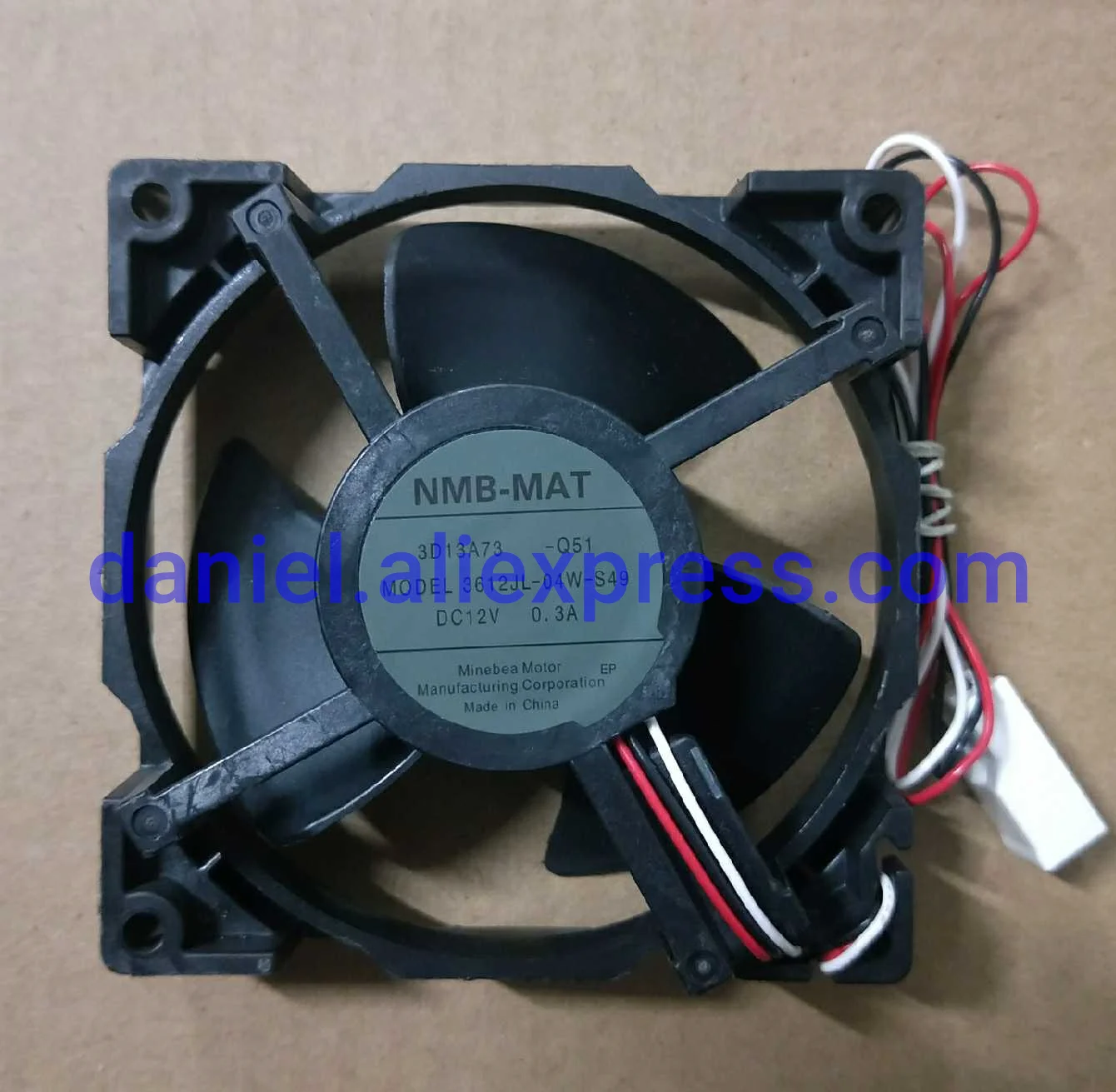 

NMB-MAT model 3612jl-04w-s49 12V 0.3A refrigerator cooling fan 9.2cm