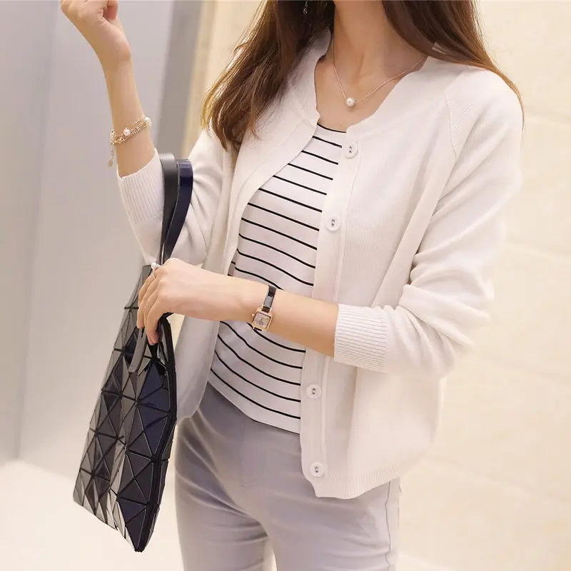 2024 New Spring Summe women knit cardigan sweater short female a little shawl knitted jacket casual long sleeve outerwear R1034