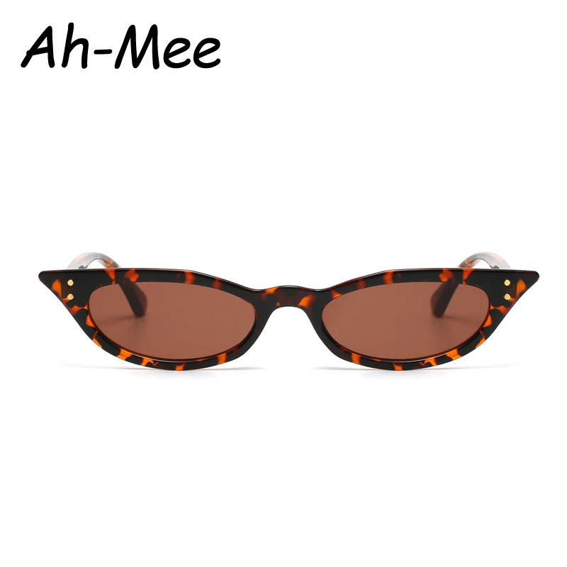 Plastic Cat Eye Sunglasses with Vintage Rivets UV400 Protection Vintage Oversized Square Rivet Sunglasses for Women Fashion  main image 2
