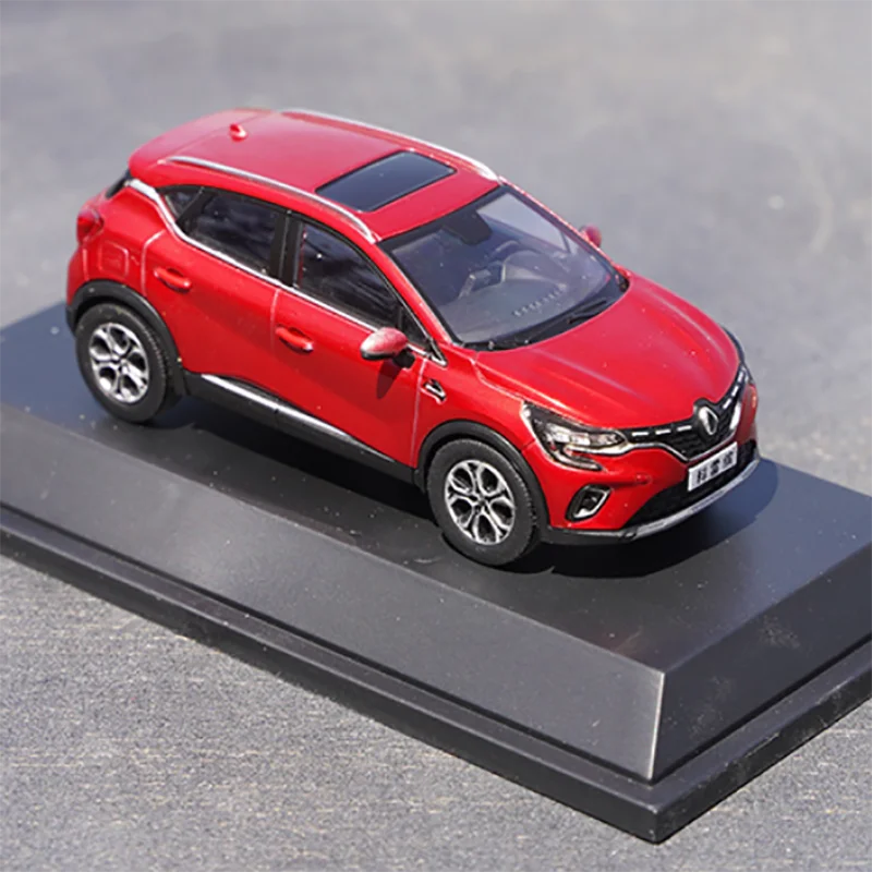 Diecast 1:43 Scale RENAULT CAPTUR Alloy Car Model Metal Collection Souvenir Ornaments Display Vehicle Toy Gift Collectible