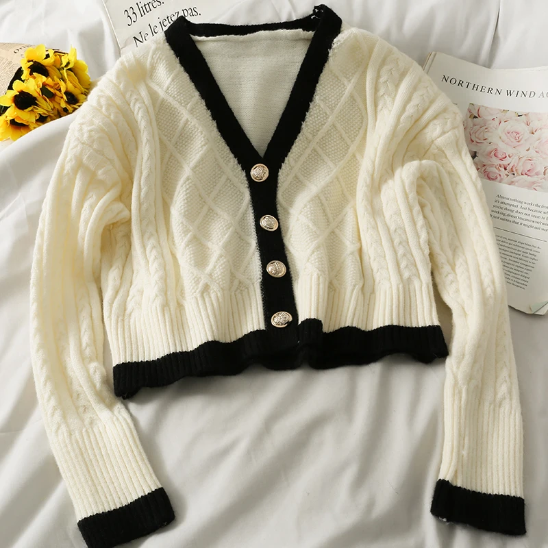 

Korean version checked pattern short loose sweater jacket women's autumn color matching single-breasted cardigan