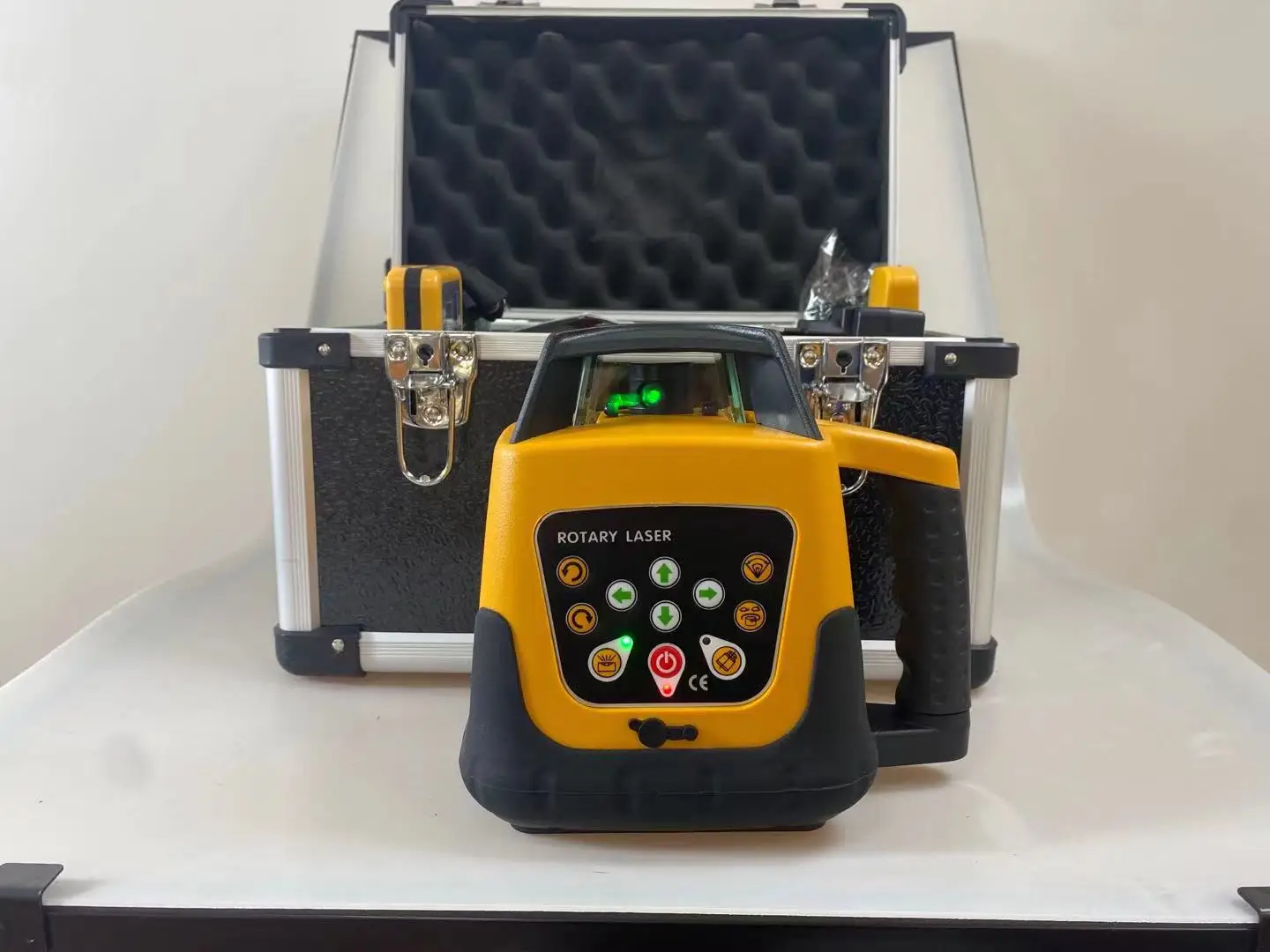 Imagem -02 - Laser Giratório Eletrônico Automático de Alta Precisão 360 Nível de Feixe Verde 3d Instrumento de Medição de Alcance de 500m