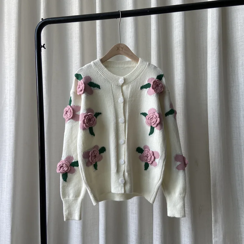 2023 Autumn And Winter Clothing New Hong Kong Style Retro Knitted Top Women Rose Embroidery Contrast Sweater Cardigan