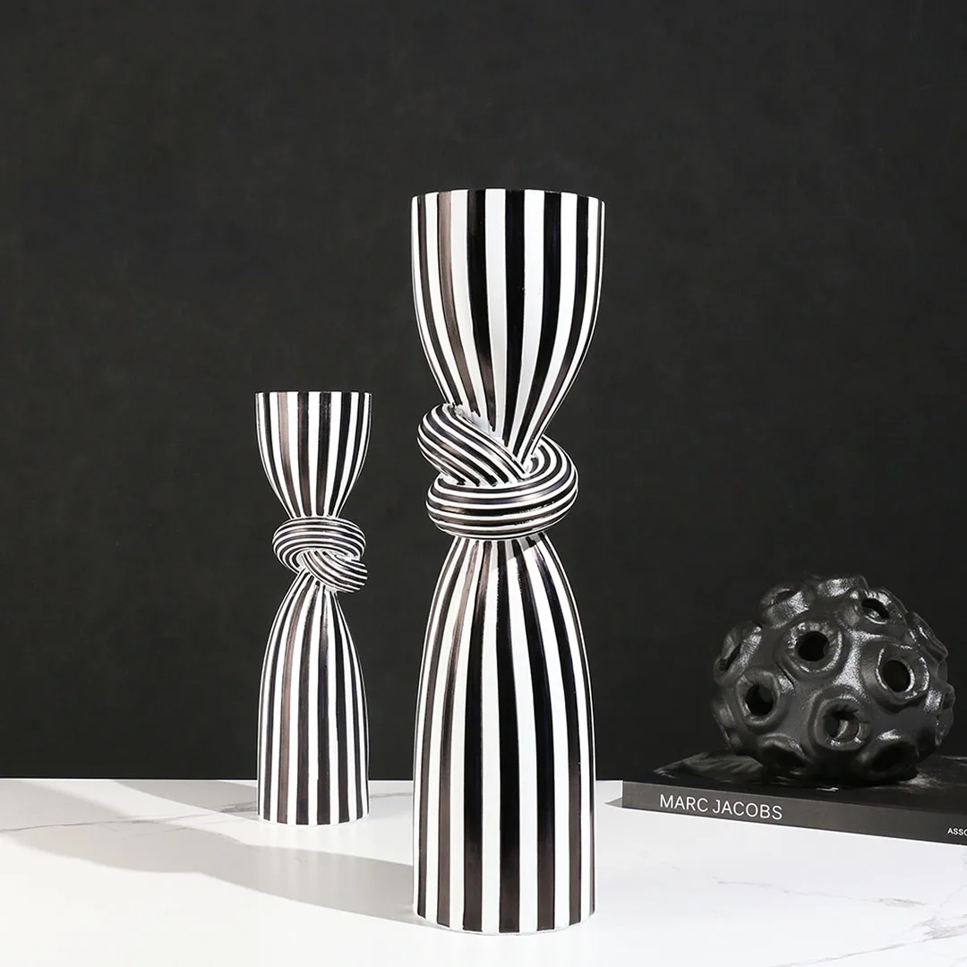 Creative Modern Black And White Striped Candlestick Decor Living Room Desk Hotel Tv Cabinet Entrance Resin Art Candlestick