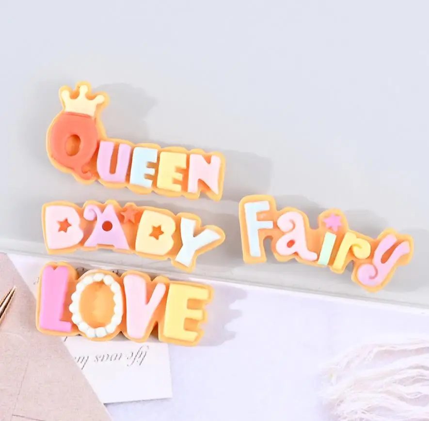 Resin Letter QUEEN BABY LOVE Flatback Charms Decor Charms for DIY Phone Case Scrapbooking Jewelry Making