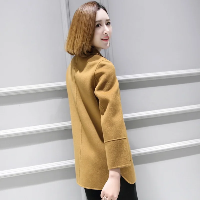 Autumn 2022 New Womens Turn-Down Collar Solid Short Woolen Coat Office Lady Korean Style Elegant Casual Concise Outerwear