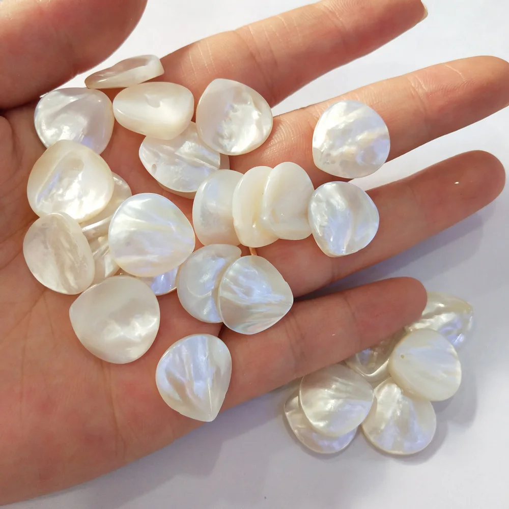 Fashion Natural Shell Pendant with Punching Can Be Inlaid Necklace Jewelry DIY Making Necklace Accessories 16mm 18mm 20mm