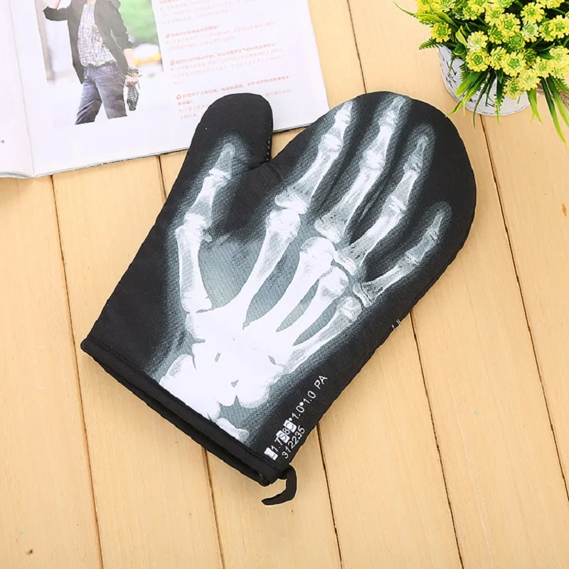 Creative X-Ray Skeleton Microwave Oven Glove Heat Resistant Non-slip BBQ Baking Glove Kitchen Accessories Ovenwanten Tool Mitten