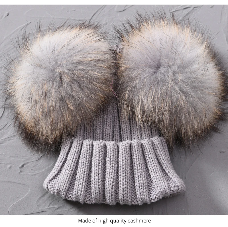 JX Watcher Winter Doppel Echtpelz Pom Pom Hut für Kinder Baby Strick mützen mit zwei Pelz Pompons Jungen Mädchen hochwertige Mütze Mütze – Detail 33