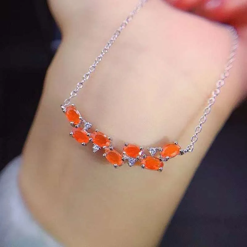 

Pure Natural Fire Opal Clavicle Chain, 925 Silver Simple and Elegant Dyed Orange Opal for Woman 3*5mm