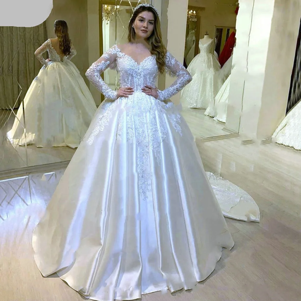 

Vintage Lace Appliques Full Sleeves V- neck Lace Up Wedding Dress 2021 Elegant Sweep Train Ball Gown Satin Bridal Gown