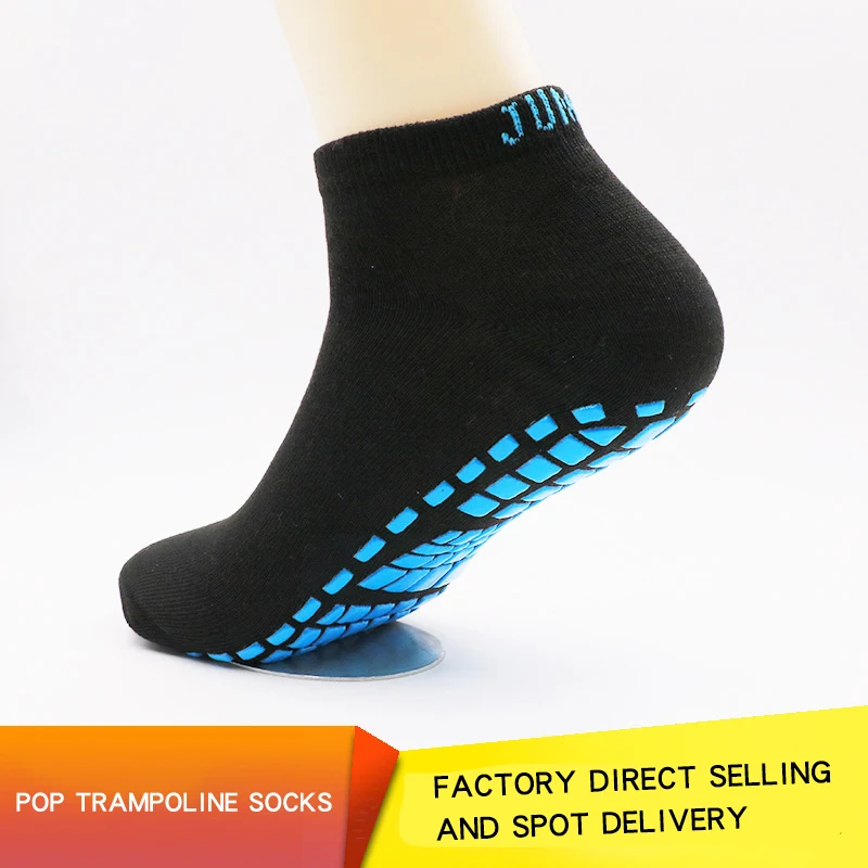 Kaus Kaki Trampolin Anti-Slip Logo Kustom Musim Semi dan Musim Panas Kaus Kaki Lantai Keringat Tipis Bernapas Kaus Kaki Olahraga Anak Laki-laki dan Perempuan