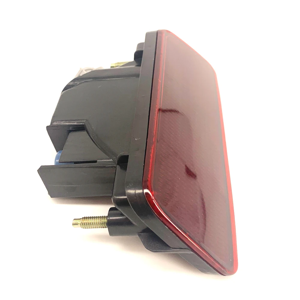 Rear Tail Bumper Center Reflector Rear Tail Light Red Fog Lamp Light For Nissan X-Trail T32 Rogue T32 2014-2020 car accessories
