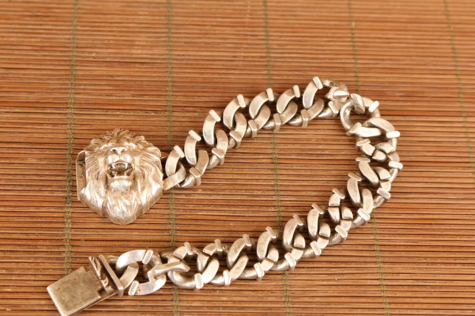 chinese miao silver hand cast Lion leo statue bracelet jewel gift