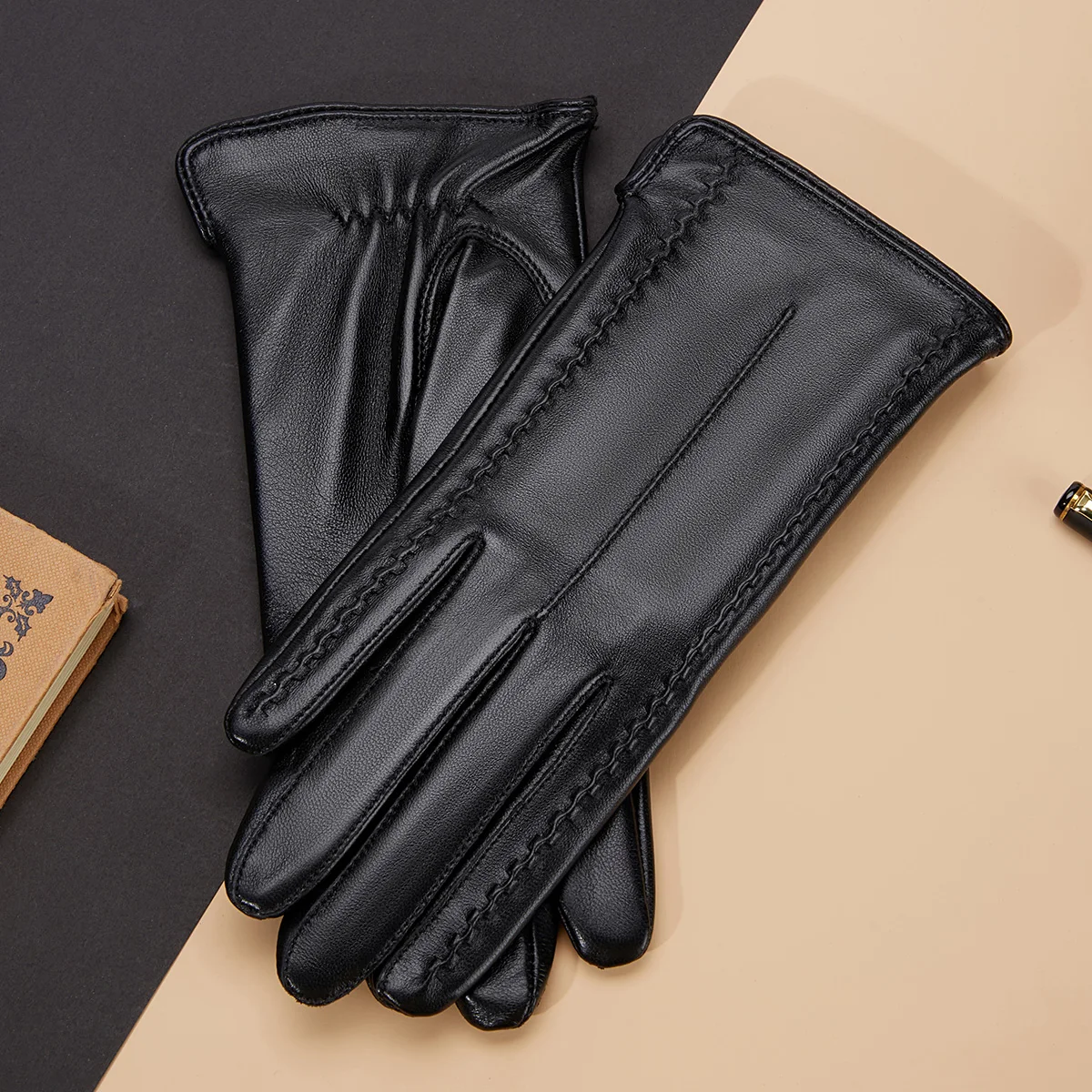 2023 Winter Women Warm Gloves Touch Screen Ladies Sheepskin Leather Mittens Luxury Brand Lining wIth Wool Driving Sking Gloves