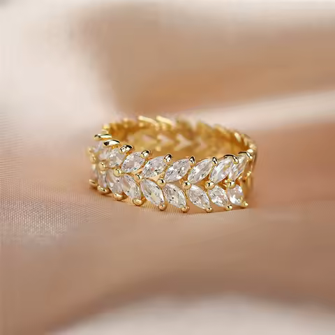 Luxury Female White Leaf Crystal Jewelry Rose Gold Silver Color Engagement Ring Charm Bride Zircon Wedding Band Rings For Women