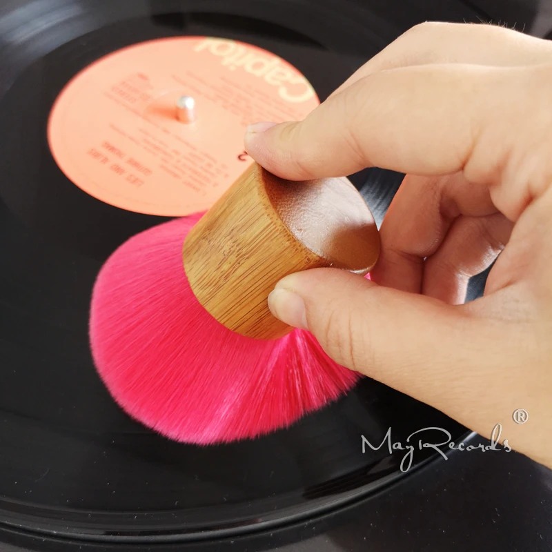 Vinly Record High Quality Cleaning Brush Anti-static Wooden Handle Fibrous Hair Cleaning Soft Brush for Vinyl Player Accessories