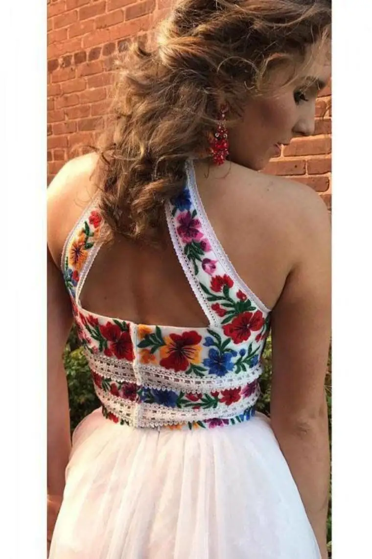 Personalizado Elegante Duas Peças Halter Neck Prom Dress Backless Floral Bordado Vestido de Noite Backless robes de soirée vestidos