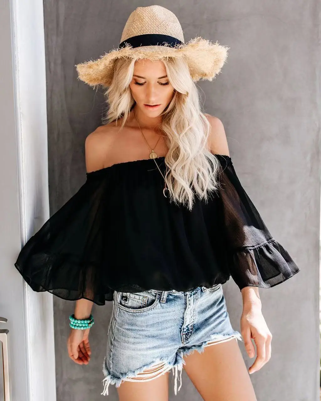 

Women Top Sexy Blouse Off Shoulder Top Long Sleeve Club Party White Shirt Puff Sleeve Ruffle Loose Top Summer Tube Top