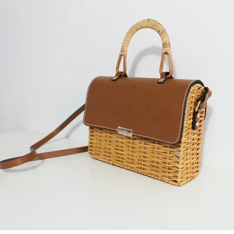 

Vintage Box Rattan Women Handbag Designer Wikcer Woven Shoulder Crossbody Bag Summer Beach Straw Bags Lady Small Flap Bali Purse