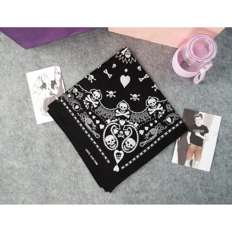 55x55cm White Black Skull Poker Geometric Bandana Unisex Harajuku Hip Hop Square Headband Motorcycle Sports Hair Wrap Wristband