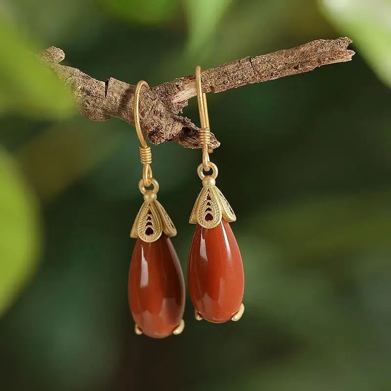 

Designer unique original silver inlaid southern red tourmaline drop-shaped fashion and simple temperament ladies earrings